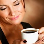 هل ممكن القهوة تكون مفيدة قبل النوم؟ الإجابة هتفاجئك!